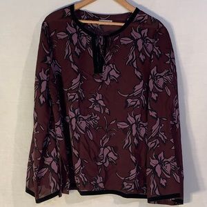 GLORIA VANDERBILT Vintage Sheer Purple Floral Print Black trim L/S Top